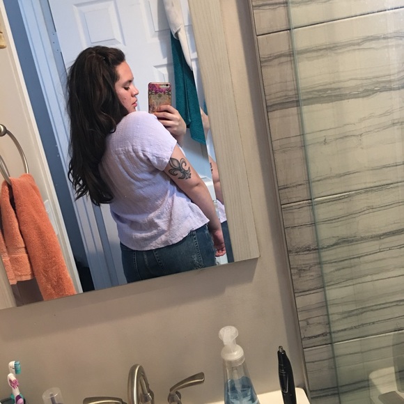 Light purple button shirt 🌵 - Picture 3 of 3